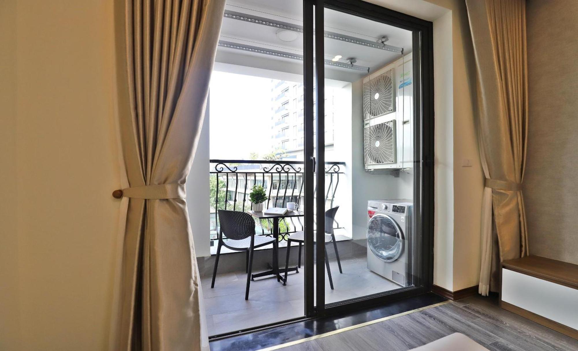Luxe Paradise Suites Tay Ho Hanoï Extérieur photo